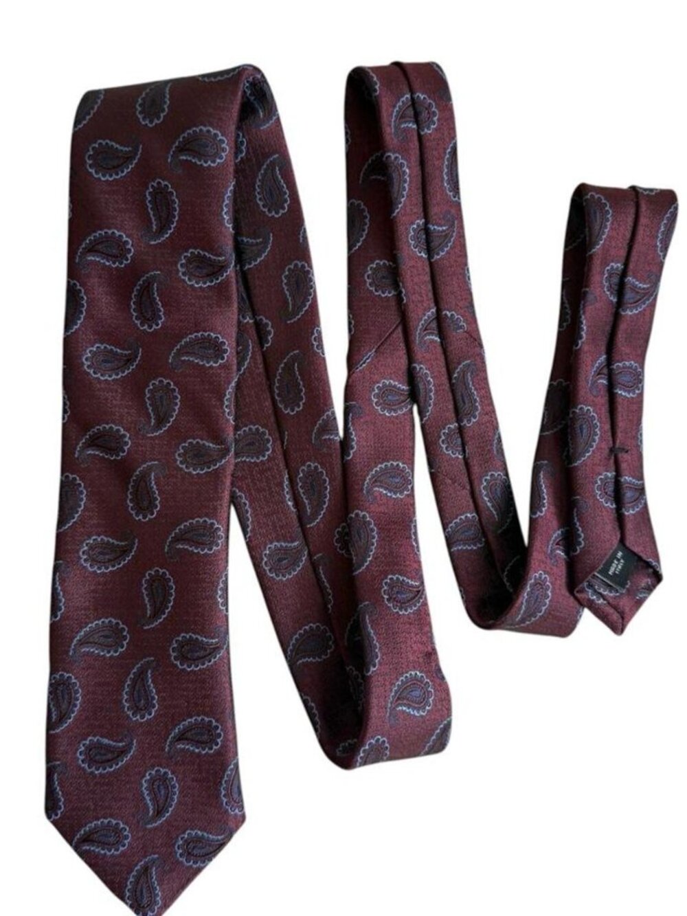 Jos. A. Bank 100% silk tie with blue paisley pattern